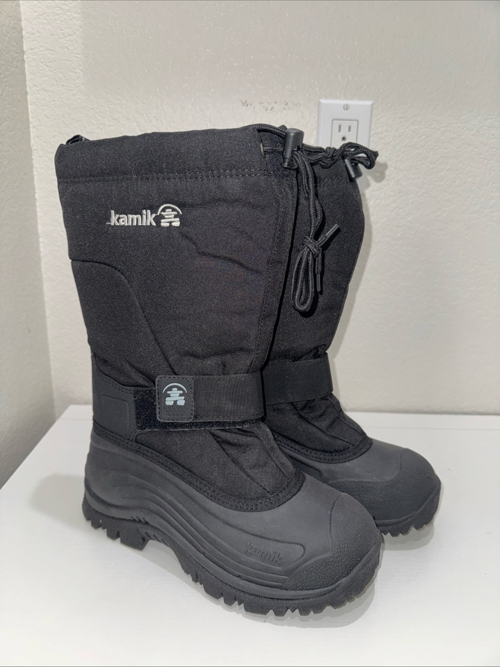 Kamik Men's GreenBay 4 Waterproof Insulated Winter Snow Black Boots Size 7